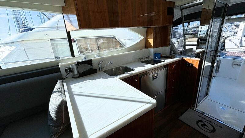 RIVIERA 39 FLY 